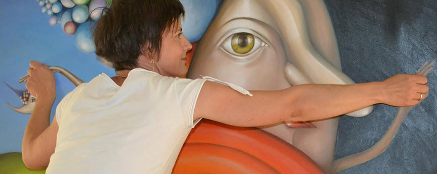 Hungarian Female Painter Exhibited in the Louvre in Paris | Expat Press Hungary Magazine