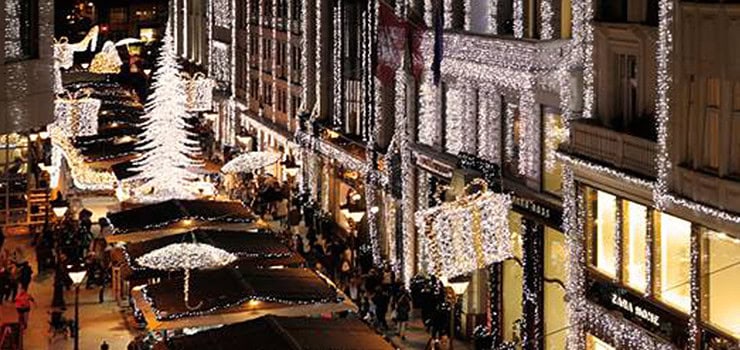 Public Christmas Trees in Budapest