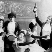 Hungarian Drink Specialties for Year-end Toasts