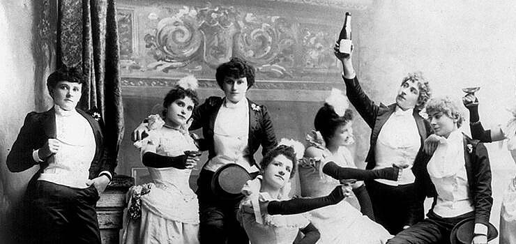 Hungarian Drink Specialties for Year-end Toasts