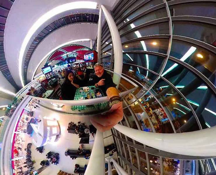 Castles in Hungary-the creative couple