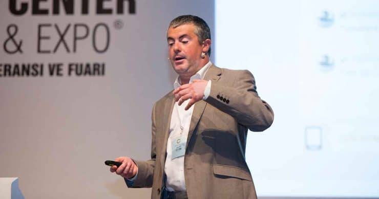 Social media seminar Budapest - John Hayes