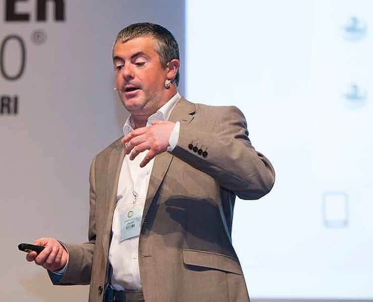 Social media seminar Budapest - John Hayes