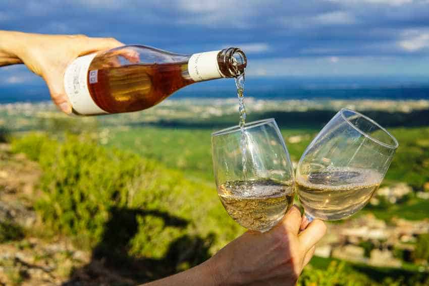 Expat Press presents Hungary's signature drink, fröccs