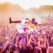 Expat press- crowd surfing at sziget festival