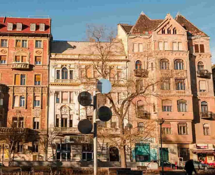 Expat Press - Pelle Zoltan, District VIII