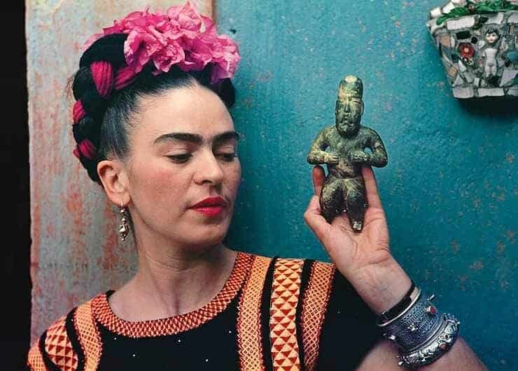 Expat-Press-Frida-Kahlo-by-Nickolas-Muray