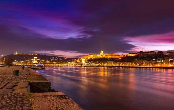 Budapest Sights and History - Discover the Beautiful Hungarian Capital/Expat Press Magazine