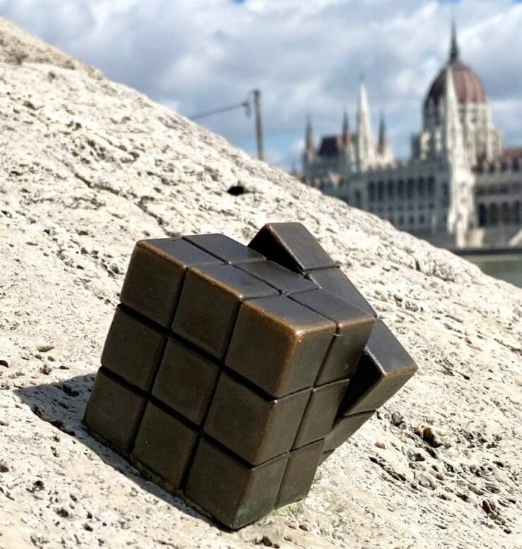 Discovering Mihály Kolodko’s miniature sculptures